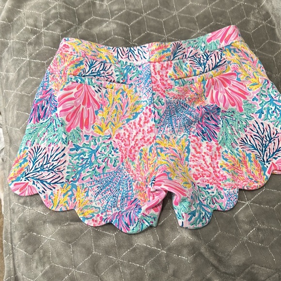Like new colorful shorts - Picture 2 of 3